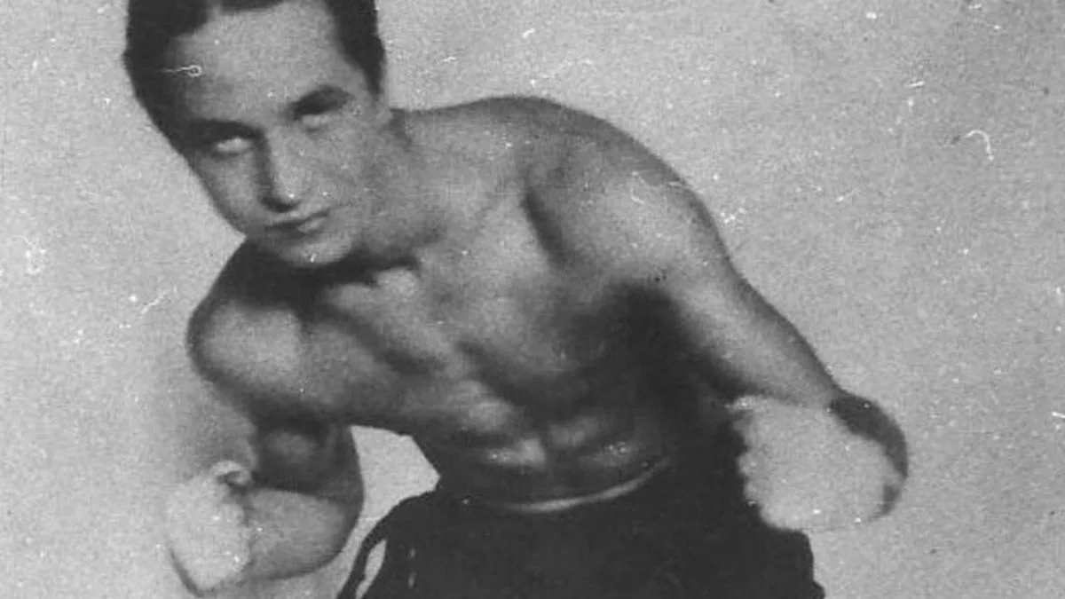 Varsovia y un maestro del ring marcaron sus pasos antes de la deportación