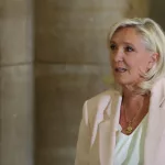 Marine Le Pen se presentará a las presidenciales de Francia en 2027 pese a estar condenada