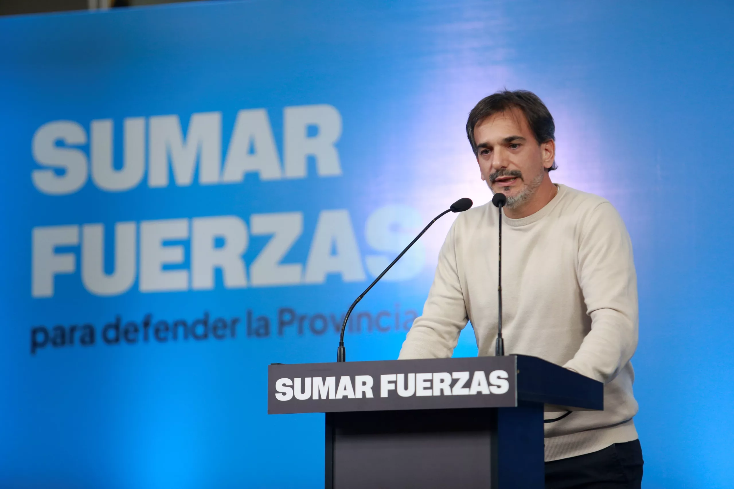 Sebastián Galmarini es el apoderado del FR y forma parte del bloque UP en Diputados, con 93 integrantes