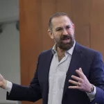 José Escamilla: “Usar la IA para las tareas escolares es como pagar la suscripción al gimnasio y pedirle a alguien que vaya por vos”