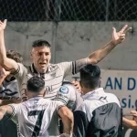 Estudiantes de Caseros golpeó primero en la semi del Nacional y se ilusiona