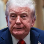 Trump autoriza operaciones de la CIA en Venezuela mientras el Ejército evalúa ataques al país, según The New York Times