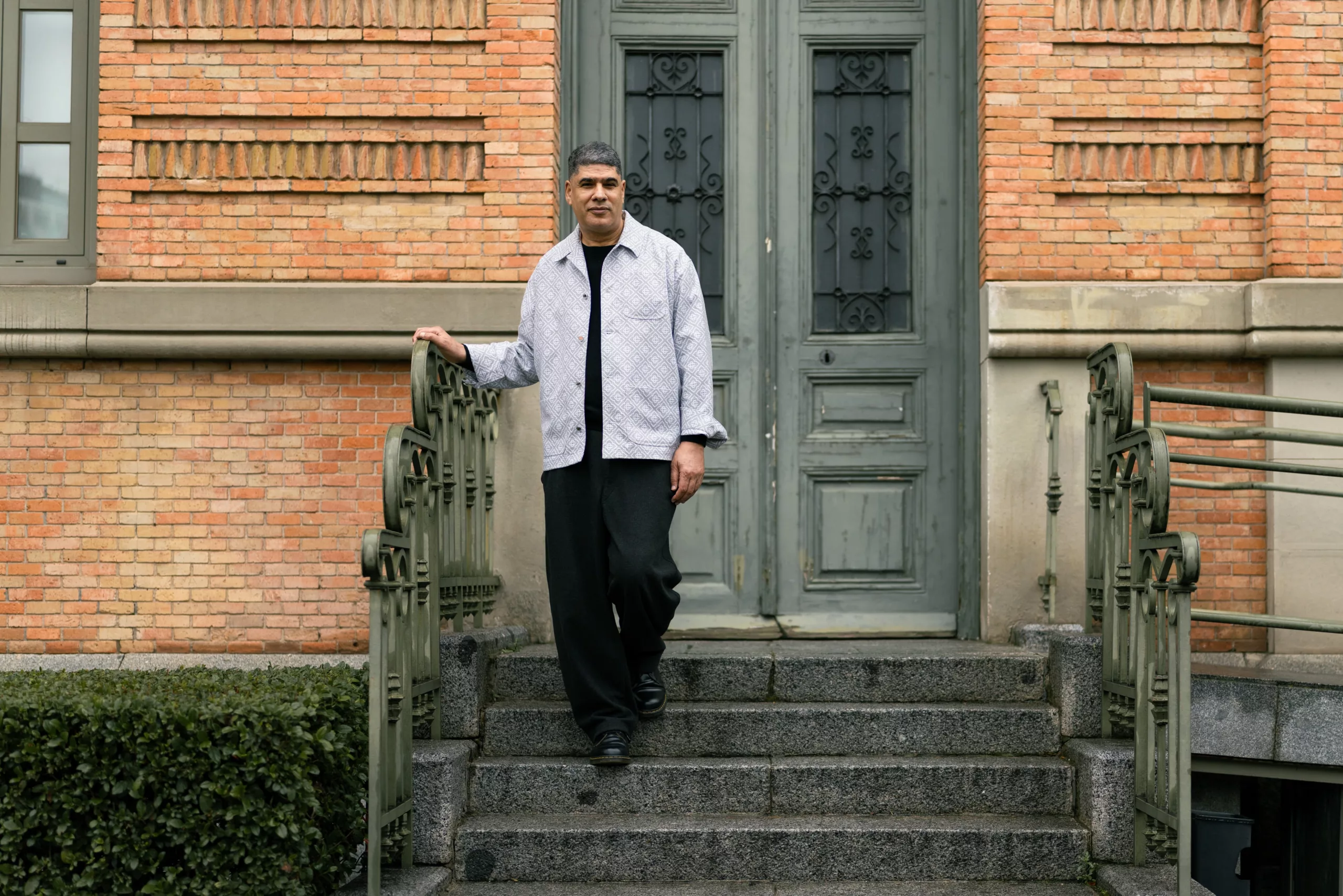 El escritor Rachid Bendize, en la Casa Árabe (Madrid).