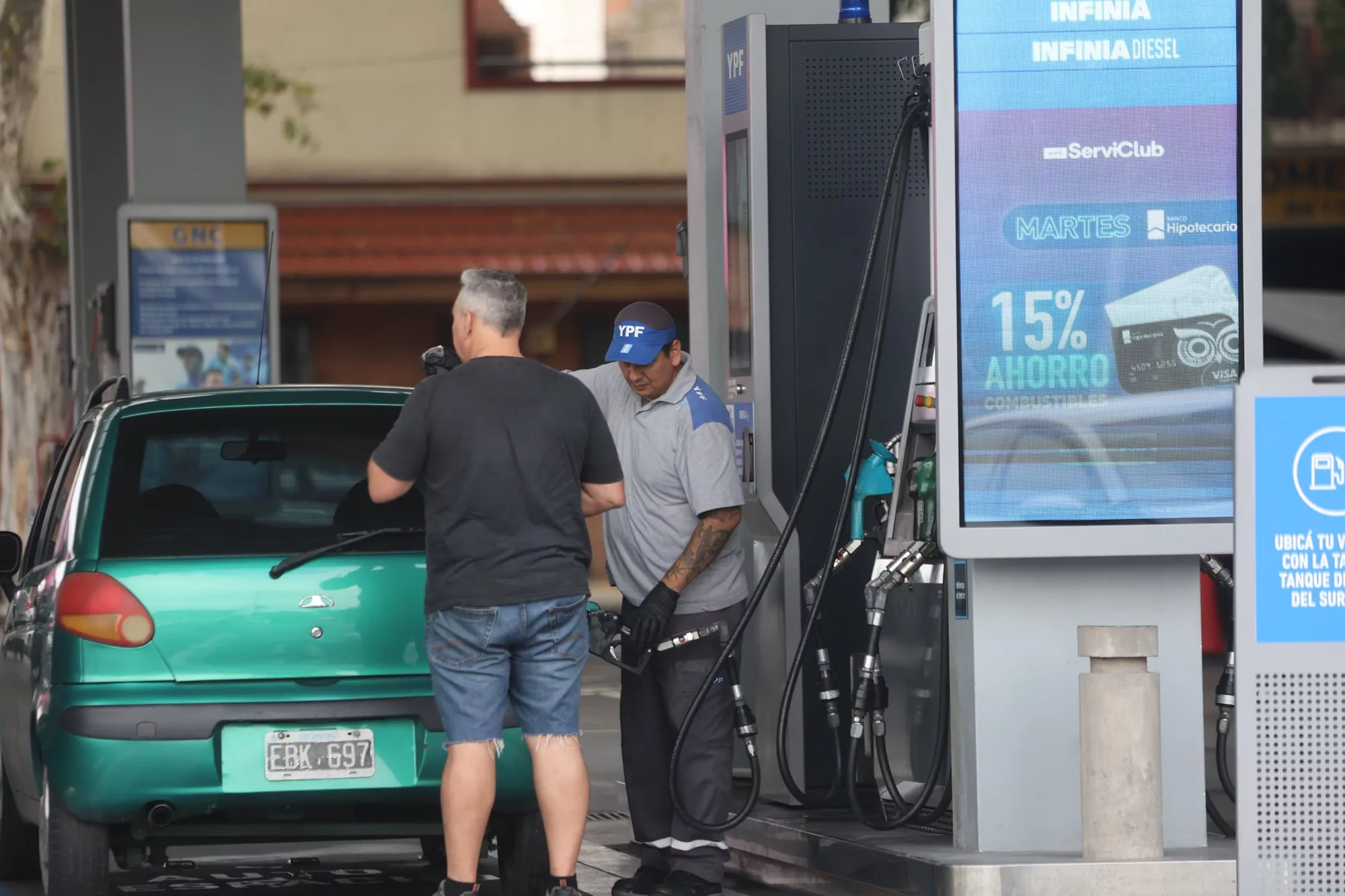 Los precios de los combustibles de YPF se mantendrán estables por hasta 45 días  