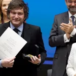 En Madrid, Javier Milei volvió a cargar contra Pedro Sánchez: ironizó sobre los casos de corrupción y reiteró su apoyo a Israel