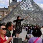 Una fuga de agua en el Museo del Louvre dañó centenares de documentos de la biblioteca de Antigüedades egipcias