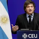 Javier Milei y sus medidas, EN VIVO: “Si yo fuera peronista habría calles con mi nombre”, la chicana del Presidente a la oposición en su visita a España