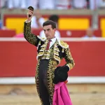 Oreja pírrica para Fernando Adrián, que no cuaja un gran lote de La Palmosilla