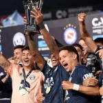 Las dos piezas del campeón que quiere retener Independiente Rivadavia