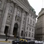 El Banco Nación emite deuda por primera vez en 30 años para financiar el crédito