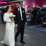 El argentino que vive en Israel y se casó en un refugio del cuarto subsuelo de un shopping, entre alarmas y sirenas por los misiles