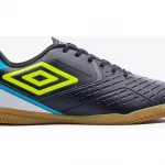 Aprovechá el 40 % OFF: Botín Umbro Score, el favorito de futsal con agarre máximo y diseño eléctrico