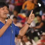 Evo Morales denuncia un plan para detenerlo mientras crecen las protestas contra el presidente Rodrigo Paz
