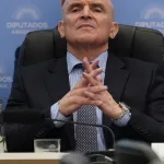 ¿Jaque mate a Espert? Buscan correrlo de Presupuesto, y algunos también expulsarlo de Diputados
