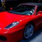 Una Ferrari roja que era de los narcos sale a subasta: cuál es el precio base y cuándo se remata