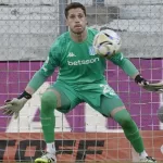 Cambeses: su agente anunció una oferta difícil de rechazar