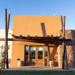 Después de jubilarse, crearon una posada exitosa y un nuevo proyecto de vida para su matrimonio