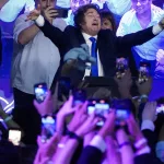 Sorpresivo triunfo de Milei: ganó en la Provincia de Buenos Aires y en casi todo el país
