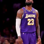 La noche que hasta LeBron dejó de ser infalible: el fin de dos rachas históricas