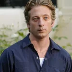 Jeremy Allen White: “Le doy las gracias a Bruce Springsteen por usar su altavoz y hablar ahora que la gente se pone nerviosa por hacerlo”