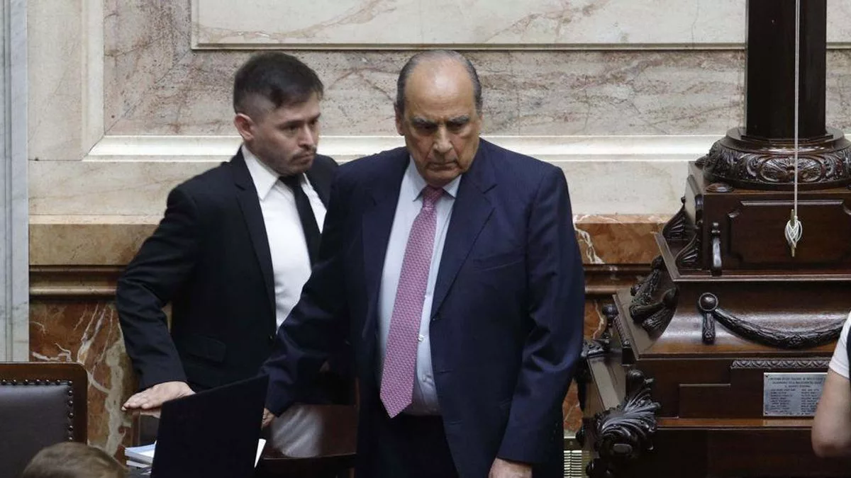 Guillermo Francos, dejó la jefatura de Gabinete.