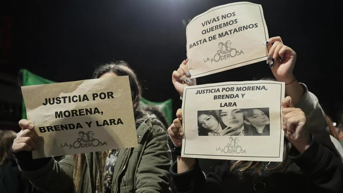 Marcha para reclamar justicia por las jóvenes asesinadas en Florencio Varela