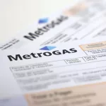 El costo de los servicios públicos en el AMBA subió un 4,6% en julio y se lleva el 15% del salario