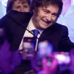 El discurso completo de Javier Milei tras la victoria en las elecciones legislativas nacionales: mensaje a los gobernadores, reformas estructurales y agradecimiento a Macri