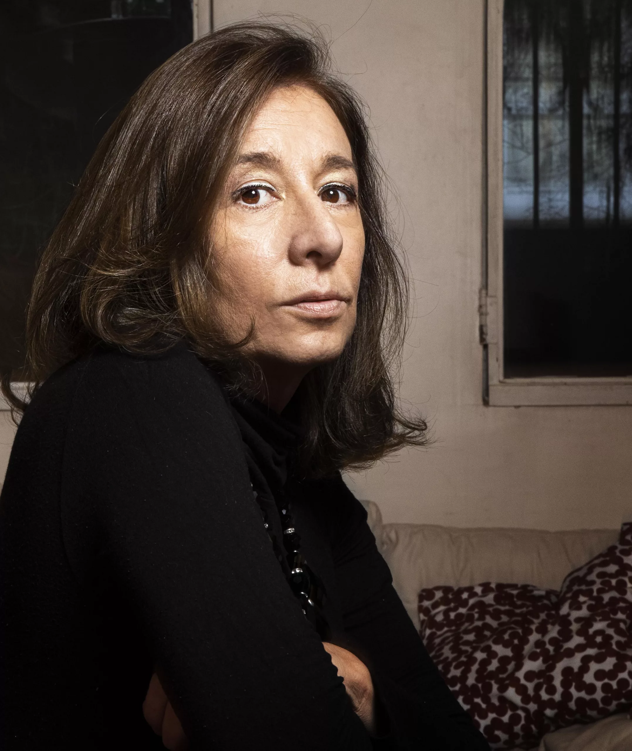 Liliana Viola nació en Buenos Aires, en 1963. Es periodista, editora, dramaturga y guionista.