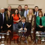 Milei reunió al gabinete y volvió a sentar a Caputo en la mesa política: siguen las dudas en Interior y en cargos clave