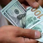 Refuerzan el cepo: impiden a personas operar a la vez en el mercado oficial y el financiero