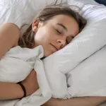 Los tres secretos para lograr un buen descanso y cómo influye el ambiente, según una neuróloga especialista en sueño