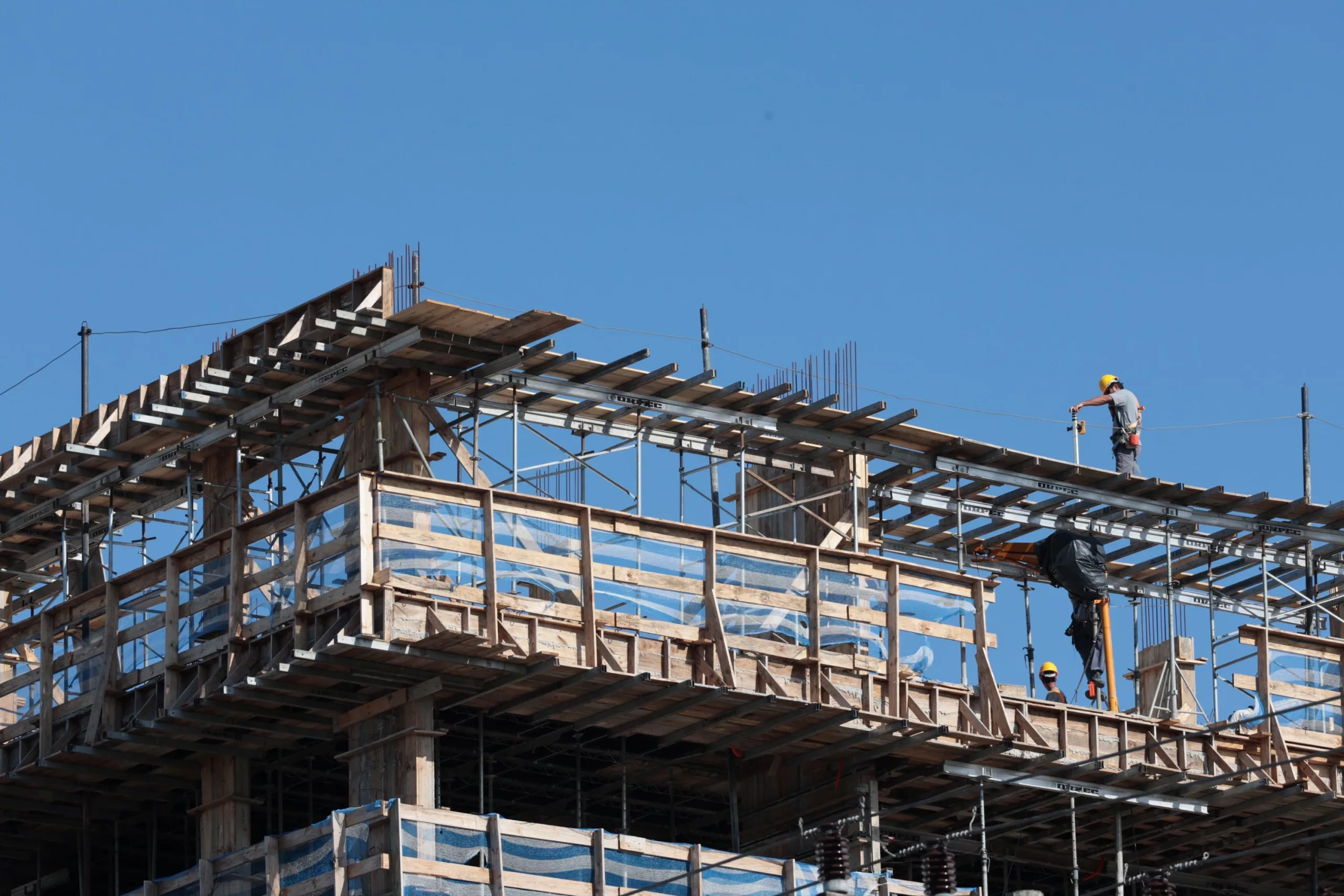 La retracción de la obra pública dejó a la inversión privada como único motor de la actividad