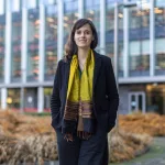 Carissa Véliz, filósofa: “La IA presenta las predicciones como hechos, y eso tiene implicaciones éticas profundas”