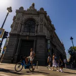 Las letras a 12 meses vuelven a pagar el 2% seis meses después