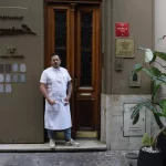 El chef del único restaurante argentino con dos estrellas Michelin fue distinguido como Personalidad Destacada de la Cultura