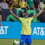 Los buenos números de Endrick en Francia que podrían ser una solución para Brasil