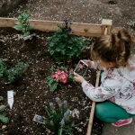 “Mamá, ¿quieres más al teléfono que a mí?”: los menores con padres enganchados al móvil son más inseguros