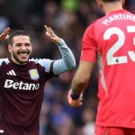 Con el Dibu y Buendía de arranque, el Aston Villa recibe al Leeds