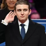 Barron, el hijo pequeño de Donald Trump, supera a su madrastra Melania en fortuna gracias a las criptomonedas