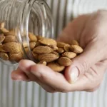 ¿Cómo guardar los frutos secos para que no se pongan rancios?