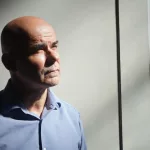 Eduardo Sacheri: “La historia con mayúscula también nos pasa a los que no somos notables”