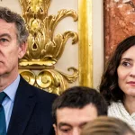 Ayuso insta al PP y a la derecha mediática a adoptar un discurso más duro con su guerra a “los tibios”