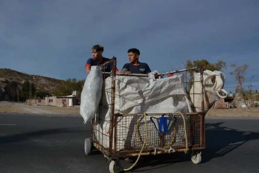Recicladores jóvenes en el conurbano