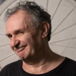 Gustavo Nielsen: “Lo que hago en literatura o arquitectura está tocado por la contemporaneidad”