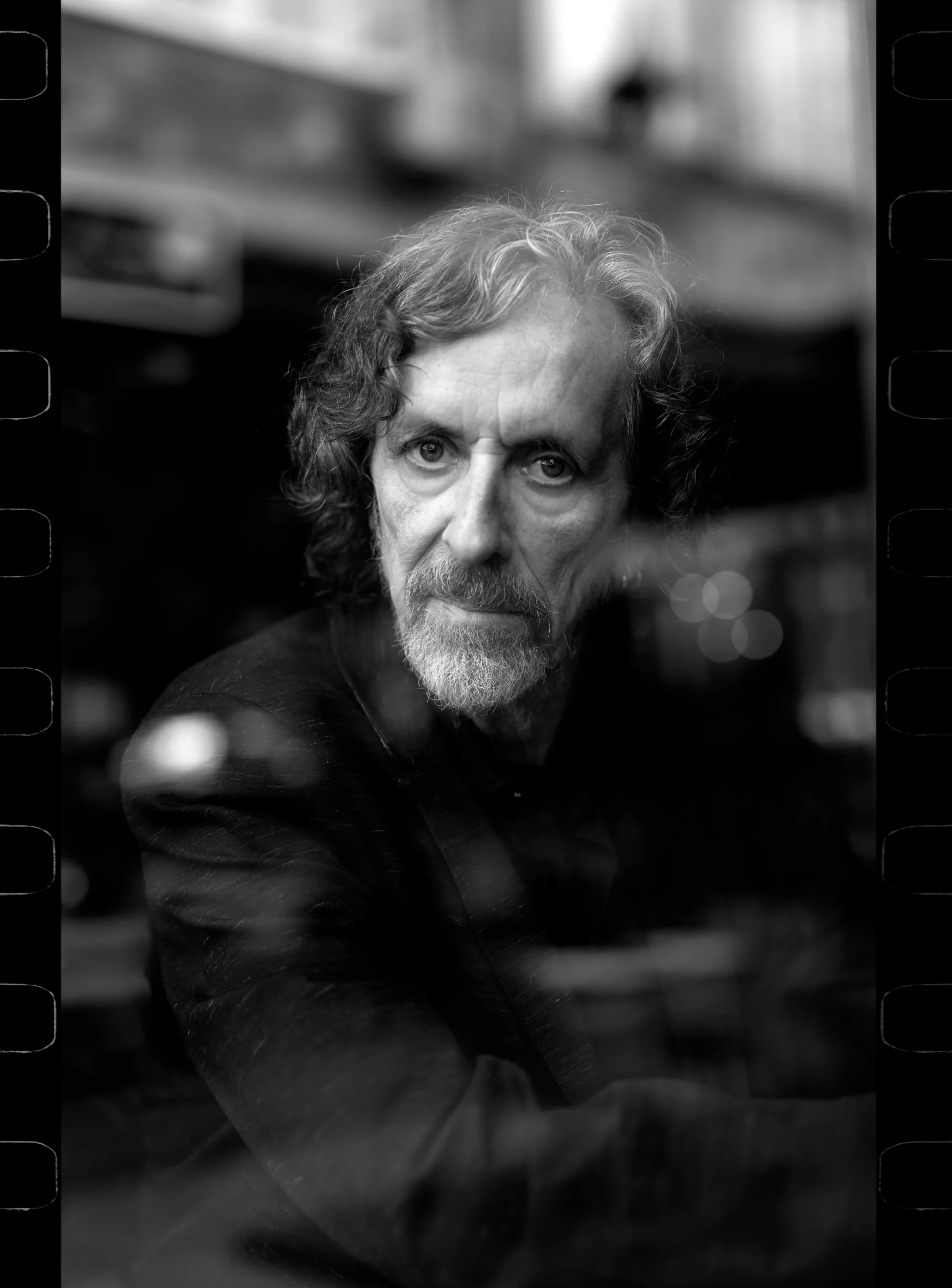 Retrato de Semezdin Mehmedinović que aparece en su obra 'Sarajevo Blues'.