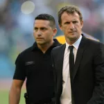 Así fue el último partido de Arruabarrena en la Bombonera, con Riquelme como espectador…