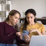 Sin brecha generacional: todo lo que comparten la Generación Z y los Silver