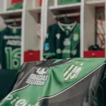 El detalle de la camiseta de Banfield en agradecimiento a la Scaloneta