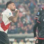 Otamendi: titular y capitán en su debut en River